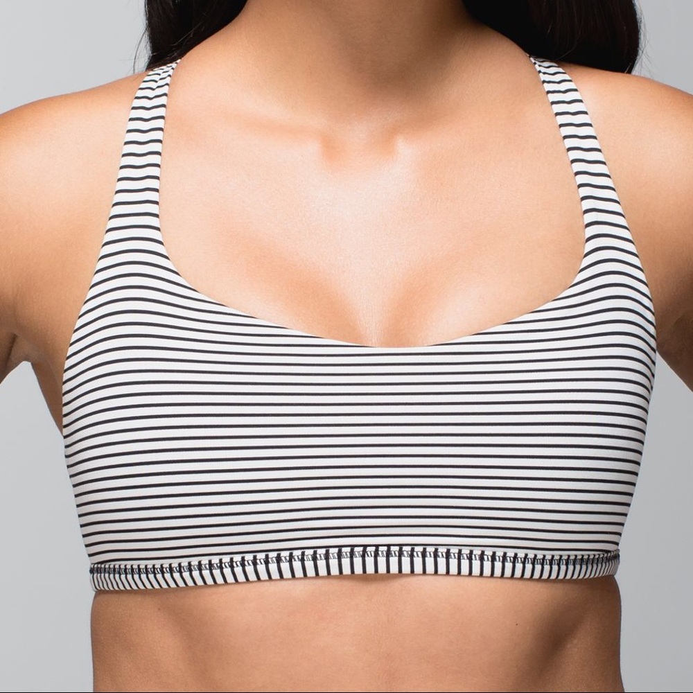 ✨RARE✨ LULULEMON Free To Be Wild Strappy Sports Bra in Hyper Stripe Black Ghost